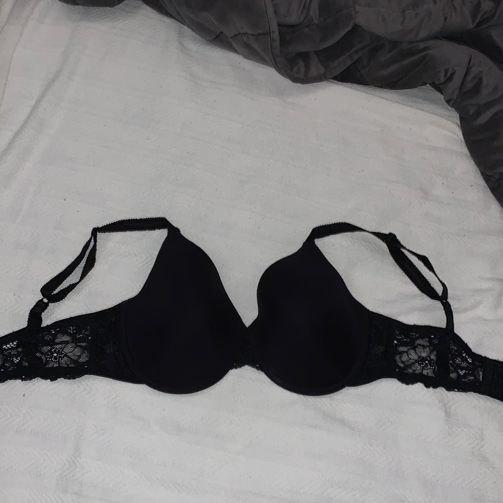Wacoal French Garden Seamless Underwire T-Shirt Bra in Black 34DDD